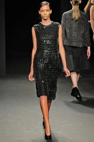 Look 28
